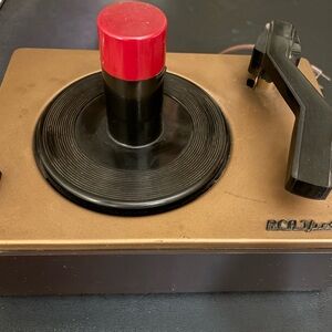 Working Vintage RCA VICTOR 45 RPM Record Player!!Bakelite Needs Needle 1950s!